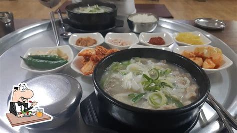  Dwaeji Gukbap: ¡Una explosión de sabores picantes y umami que te cautivará en Daegu!